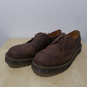 Dr. Martens Oxford Shoe